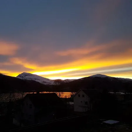 公寓 Hanevold Homestay